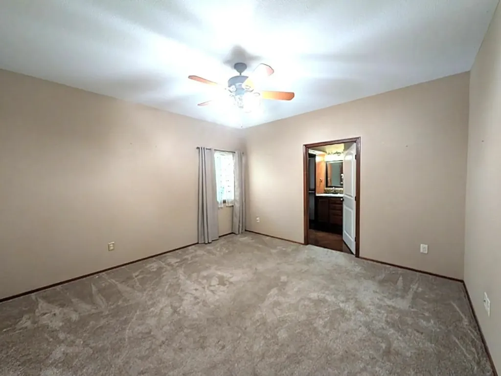 1307 N Hamilton Drive Derby KS 67037