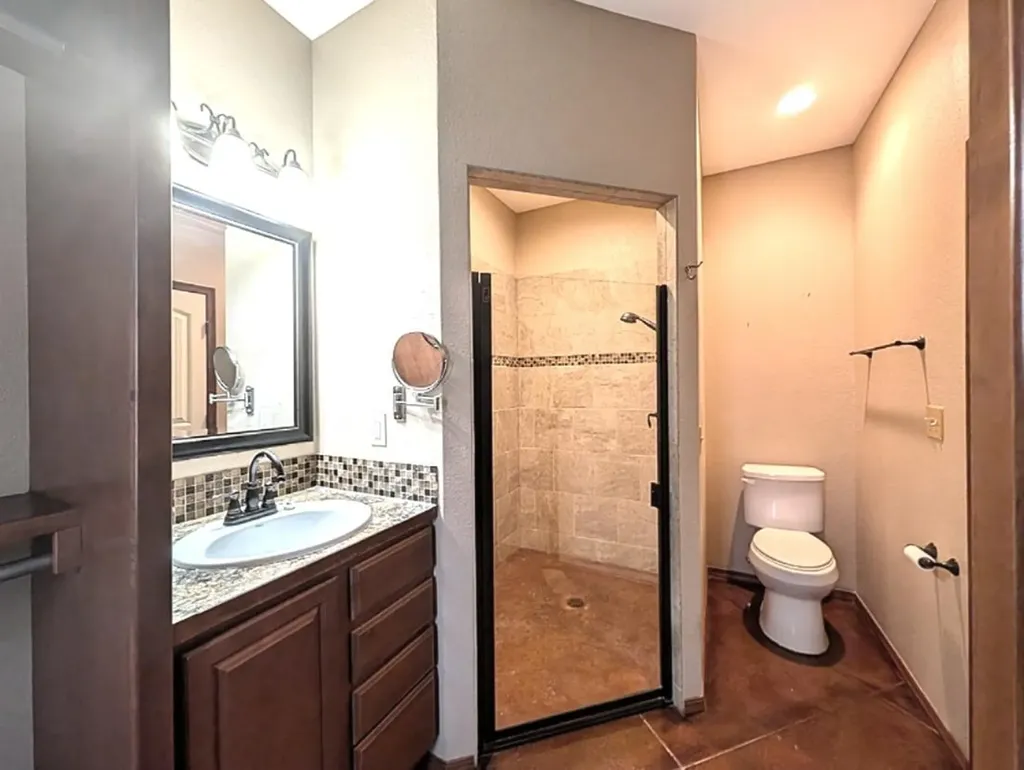 1307 N Hamilton Drive Derby KS 67037