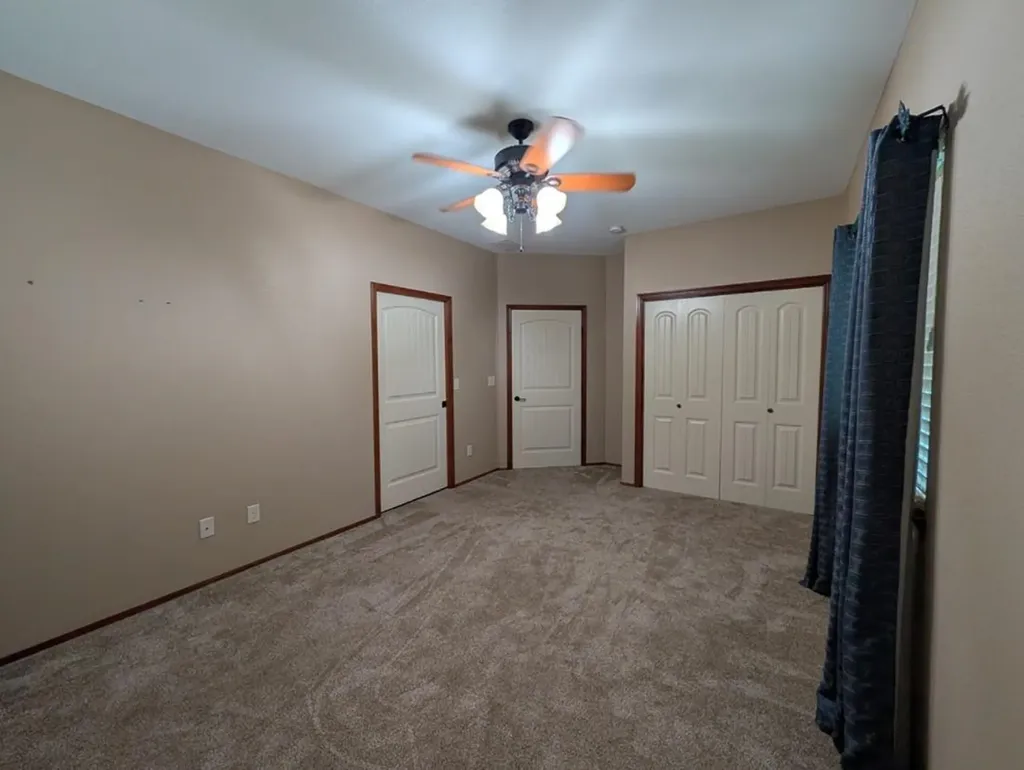 1307 N Hamilton Drive Derby KS 67037