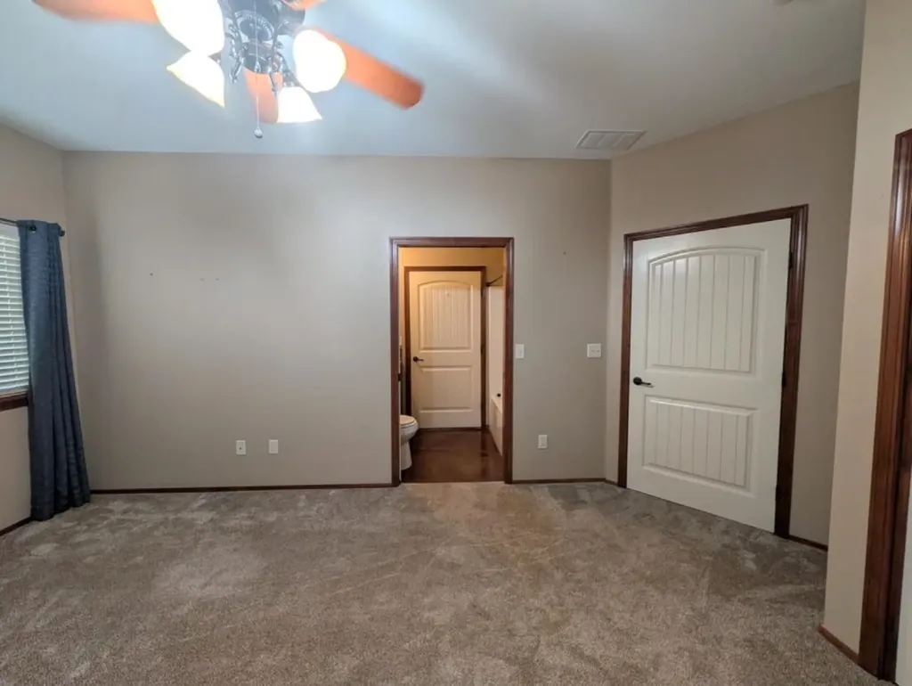 1307 N Hamilton Drive Derby KS 67037
