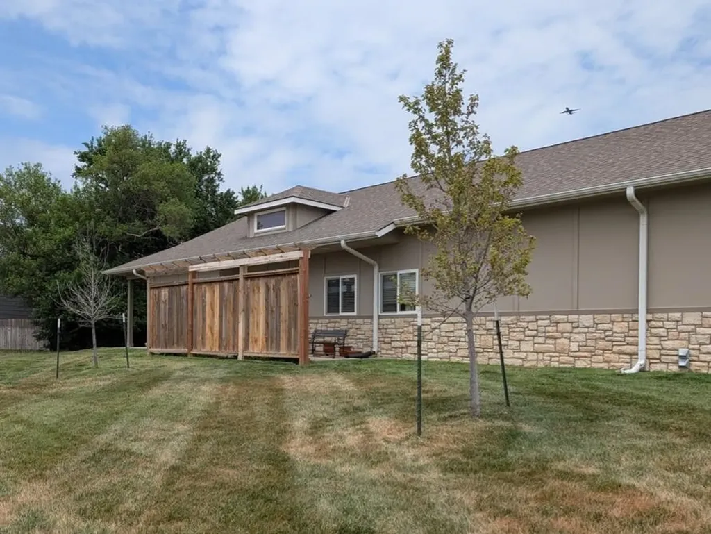1307 N Hamilton Drive Derby KS 67037
