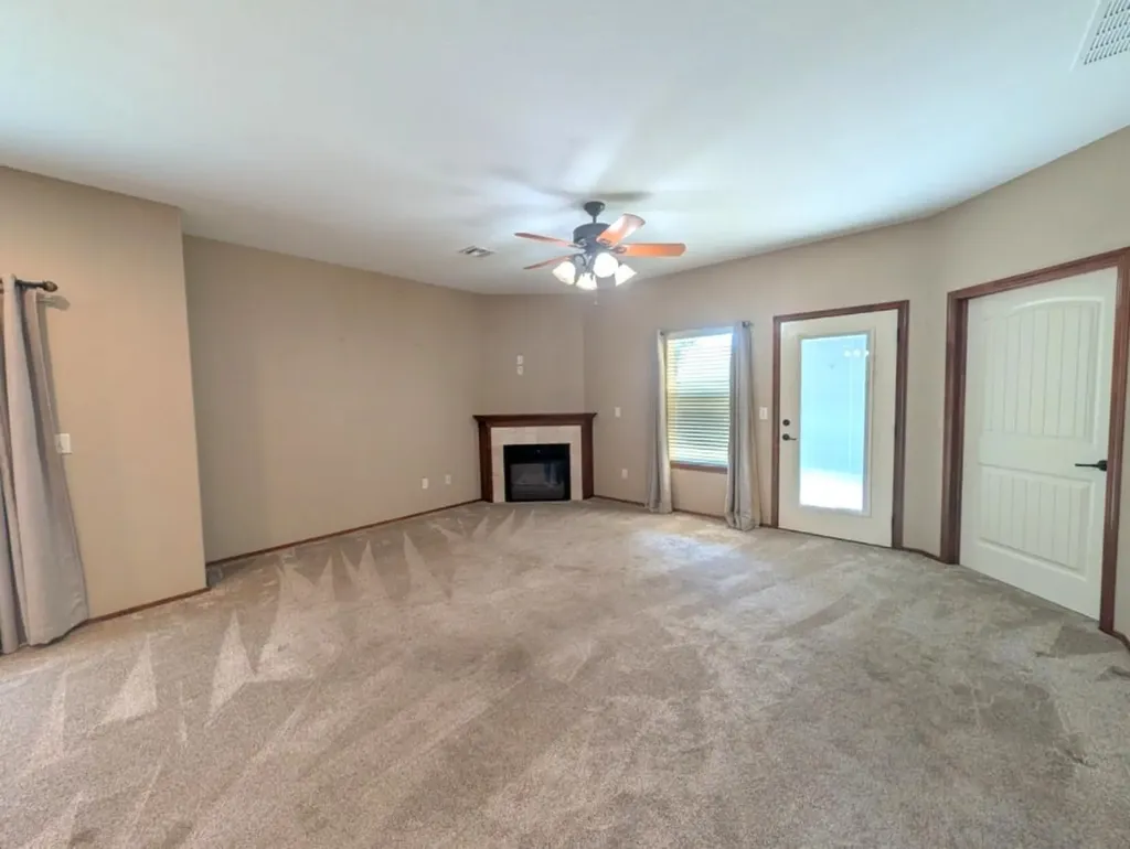 1307 N Hamilton Drive Derby KS 67037