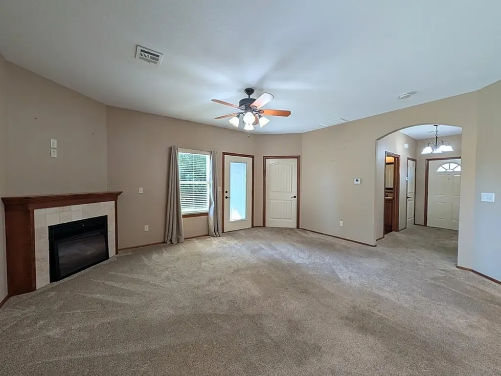 1307 N Hamilton Drive Derby KS 67037