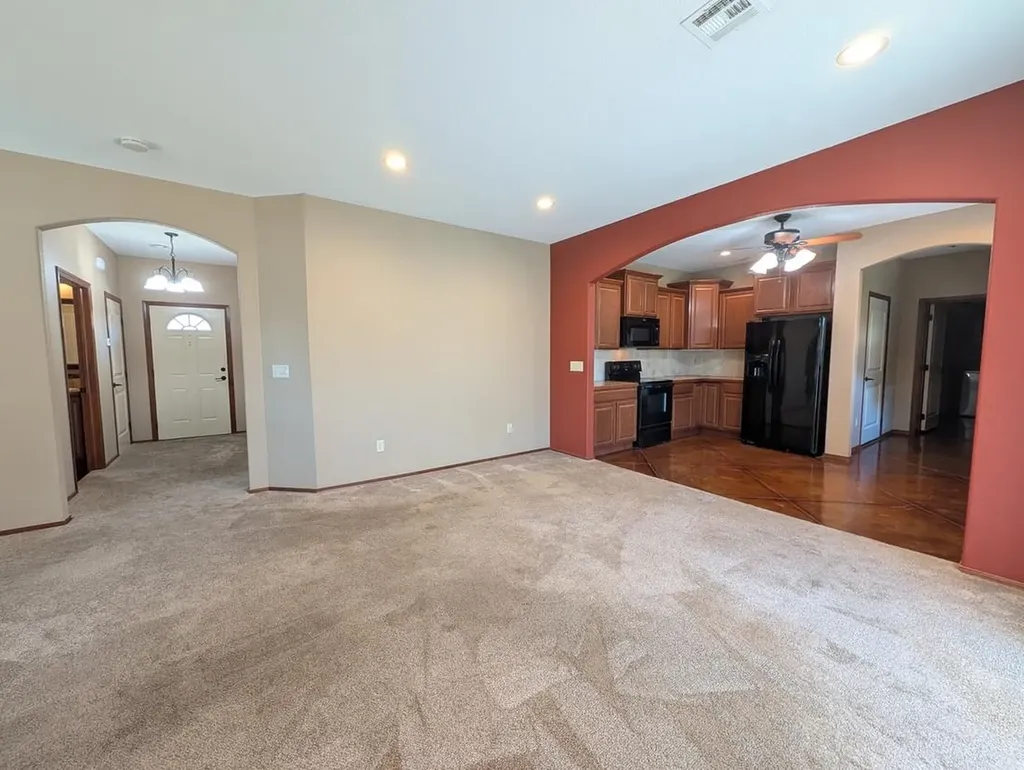 1307 N Hamilton Drive Derby KS 67037