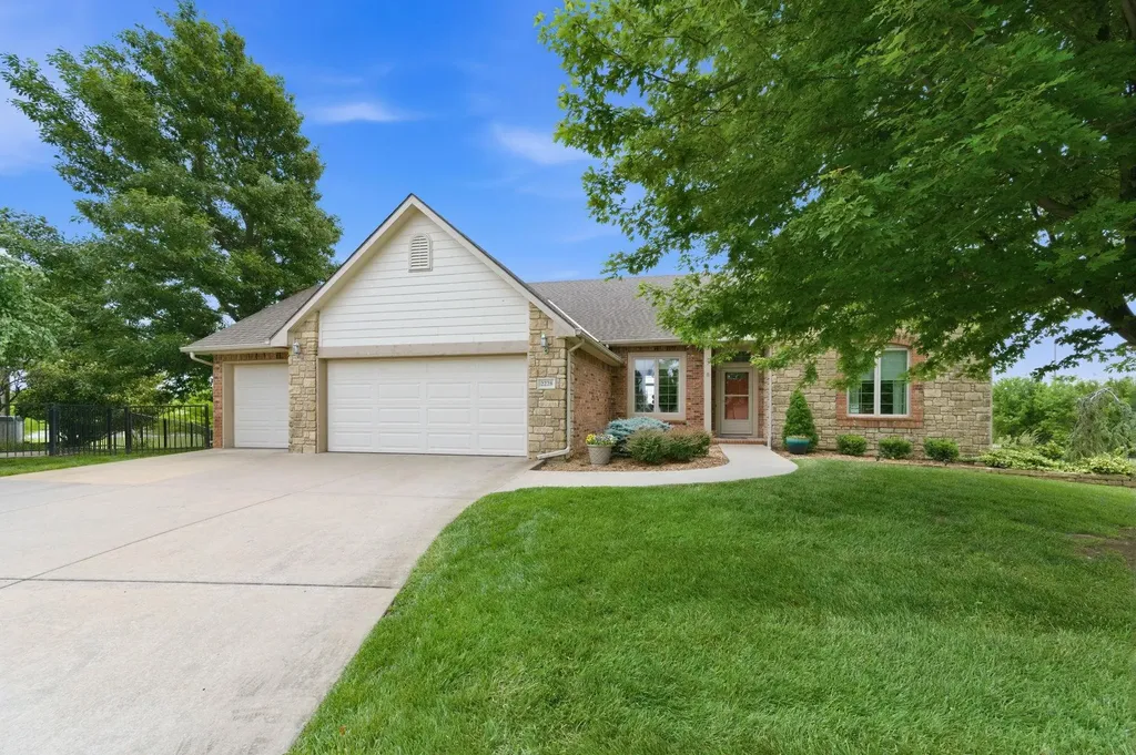 2228 N Sawgrass Derby KS 67037