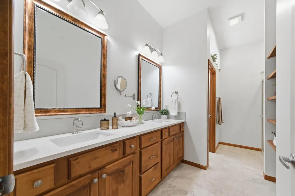 2228 N Sawgrass Derby KS 67037