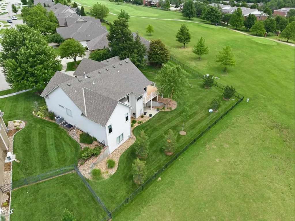 2228 N Sawgrass Derby KS 67037