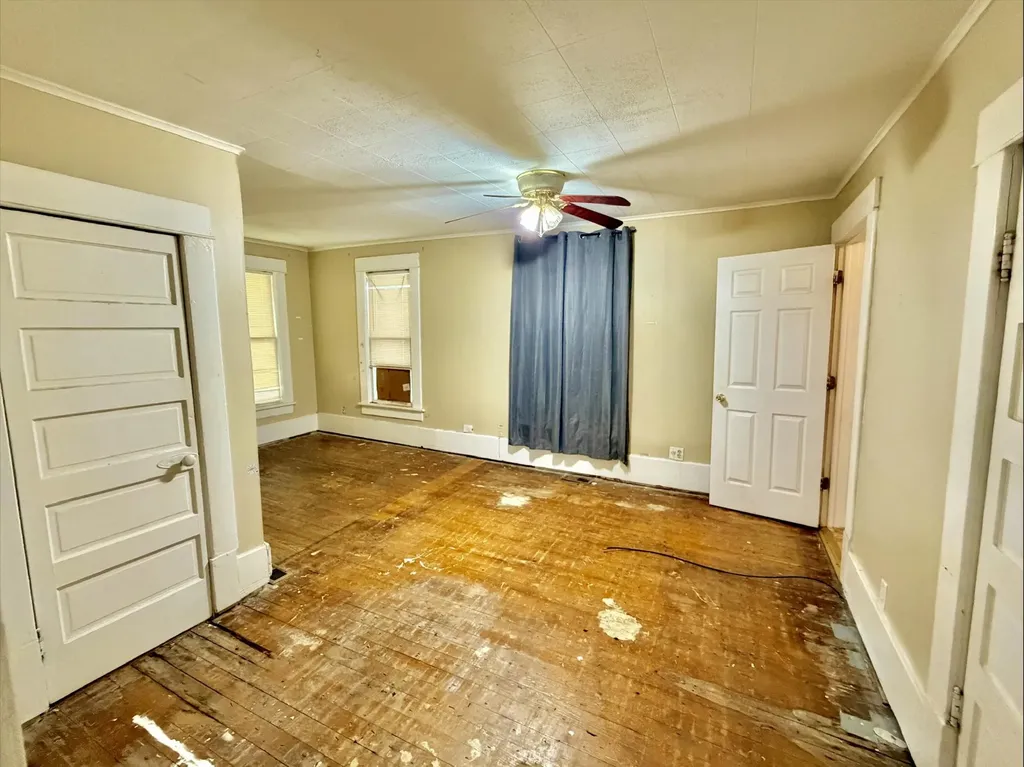 210 S Poplar Street Wichita KS 67211