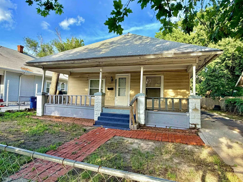 210 S Poplar Street Wichita KS 67211