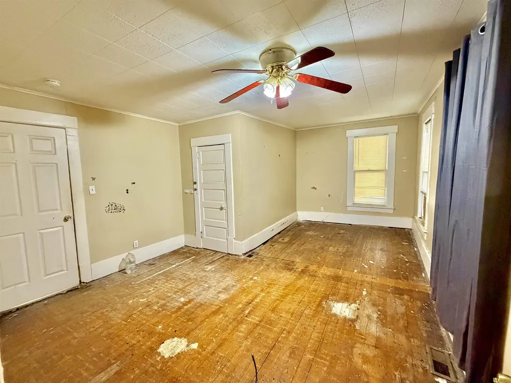 210 S Poplar Street Wichita KS 67211
