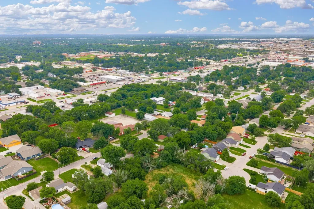 207 N Florence Street Wichita KS 67212