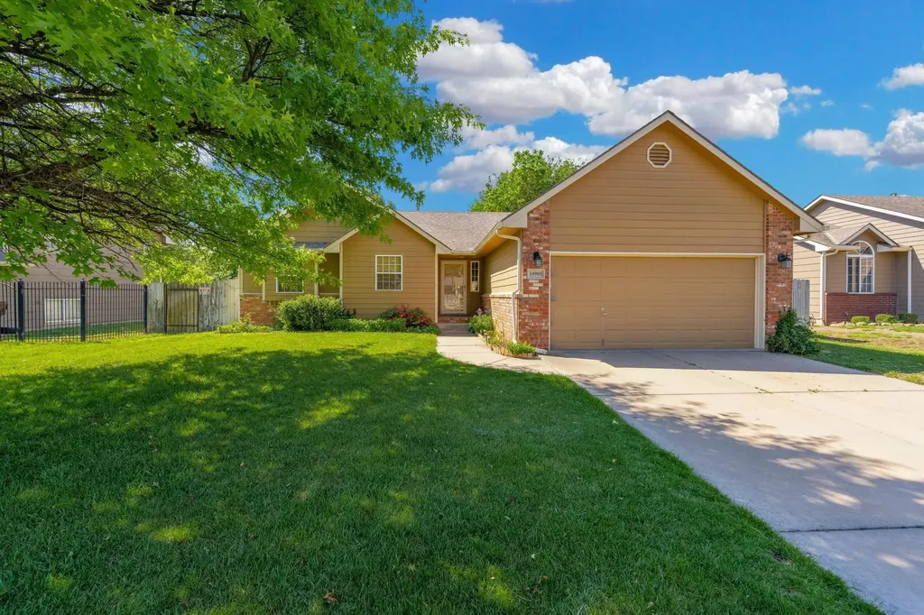 10905 W Ryan Wichita KS 67205