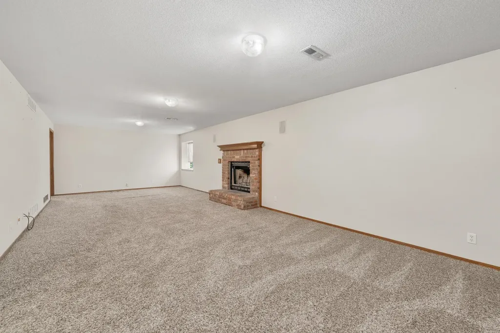 10905 W Ryan Wichita KS 67205