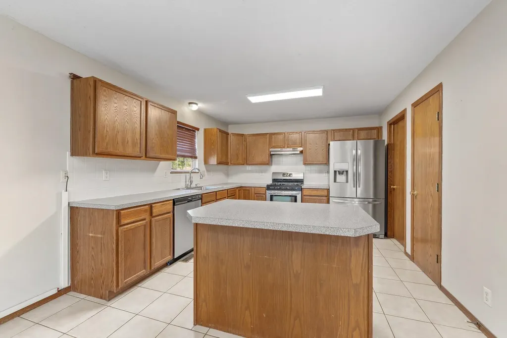10905 W Ryan Wichita KS 67205