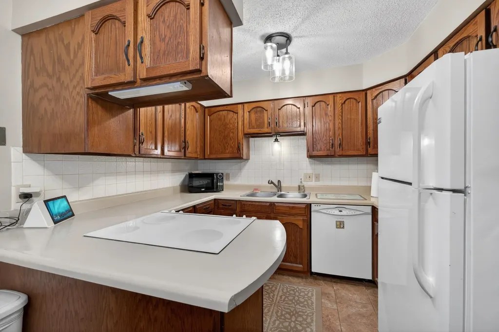 810 N Litchfield Avenue Wichita KS 67203