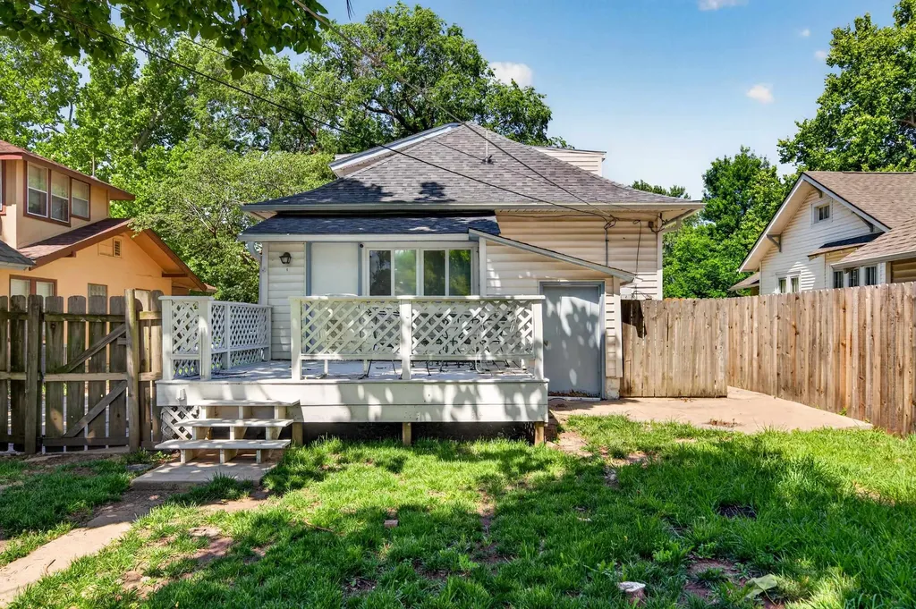 810 N Litchfield Avenue Wichita KS 67203