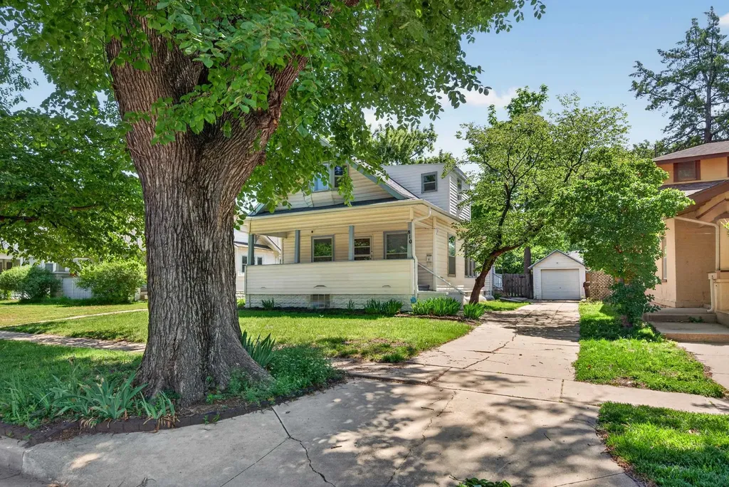 810 N Litchfield Avenue Wichita KS 67203