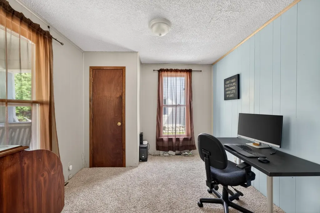 810 N Litchfield Avenue Wichita KS 67203