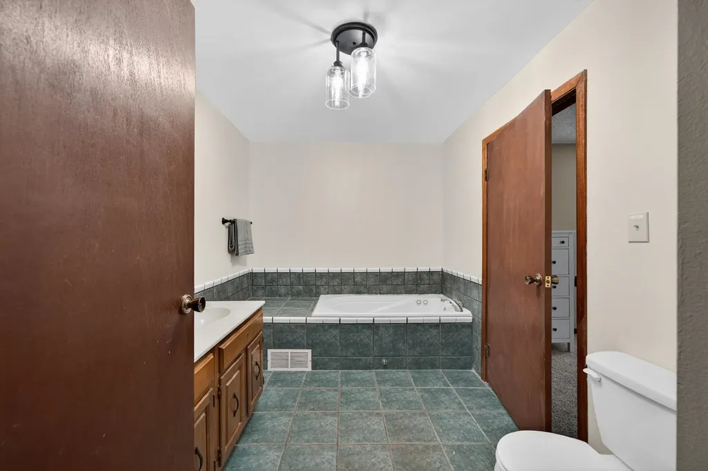 810 N Litchfield Avenue Wichita KS 67203