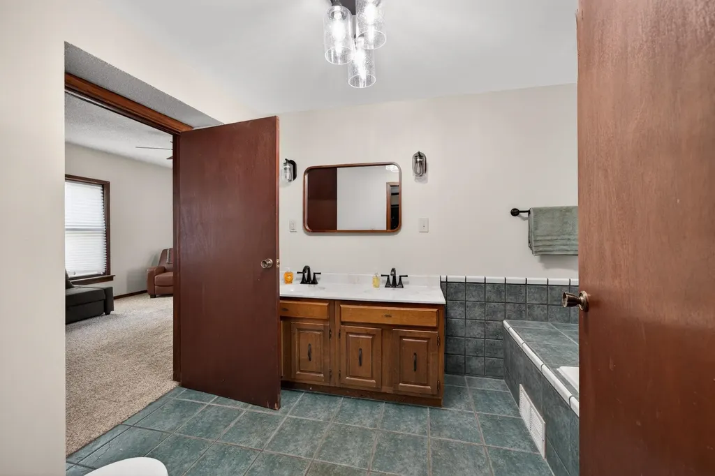 810 N Litchfield Avenue Wichita KS 67203