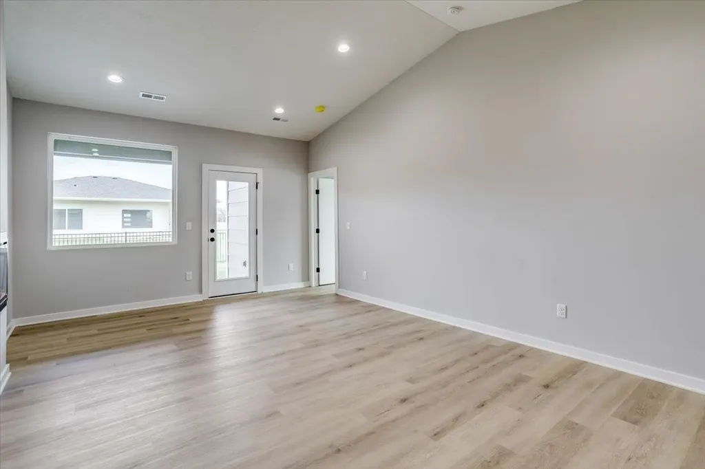 5433 N Briskbay Court Maize KS 67101