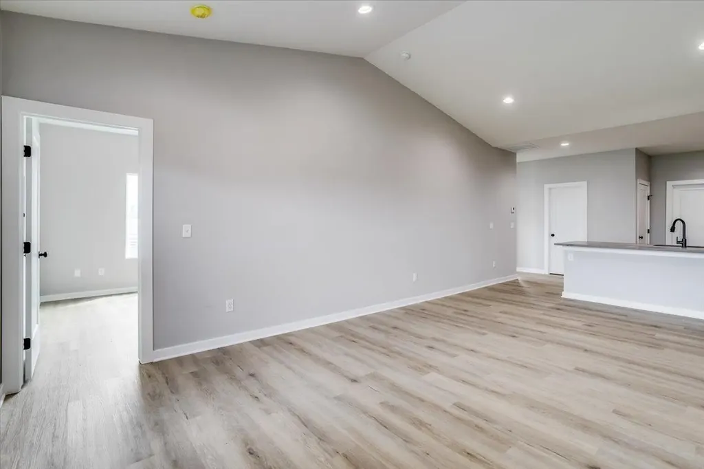 5433 N Briskbay Court Maize KS 67101