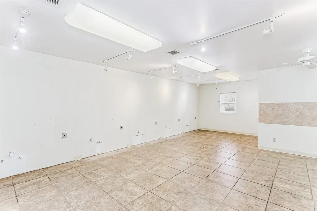 1302 N Ohio Augusta KS 67010-0000