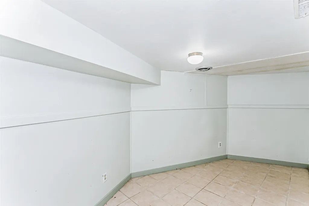 1302 N Ohio Augusta KS 67010-0000