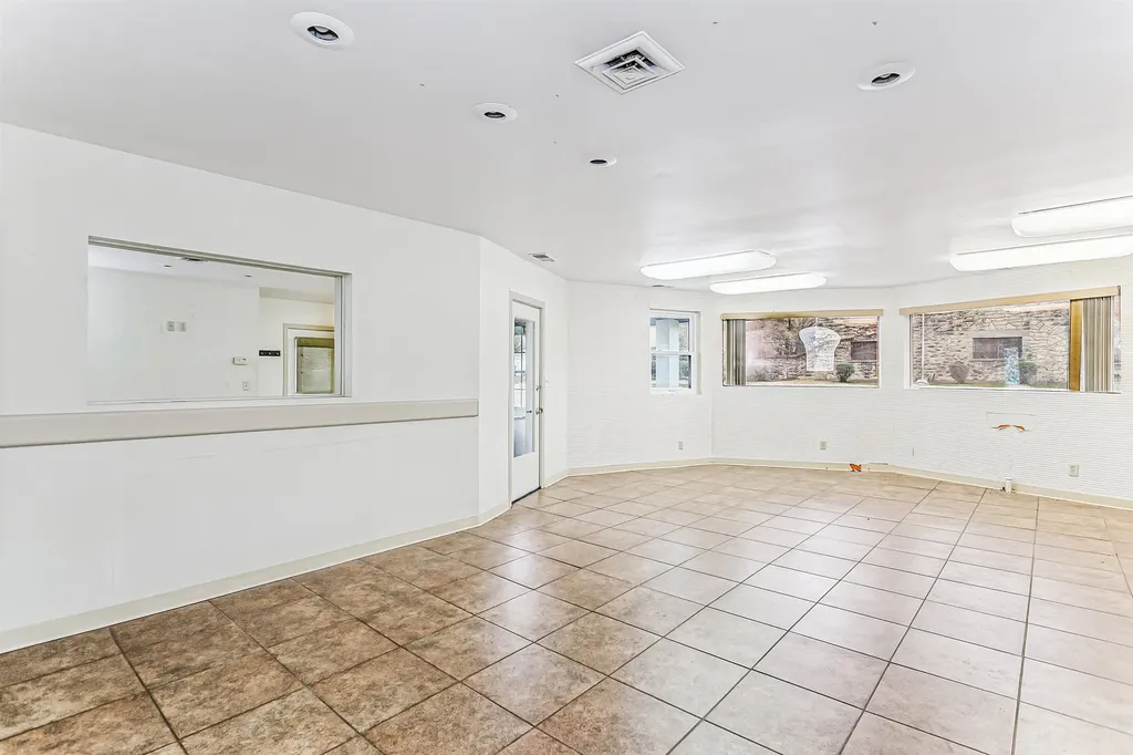 1302 N Ohio Augusta KS 67010-0000