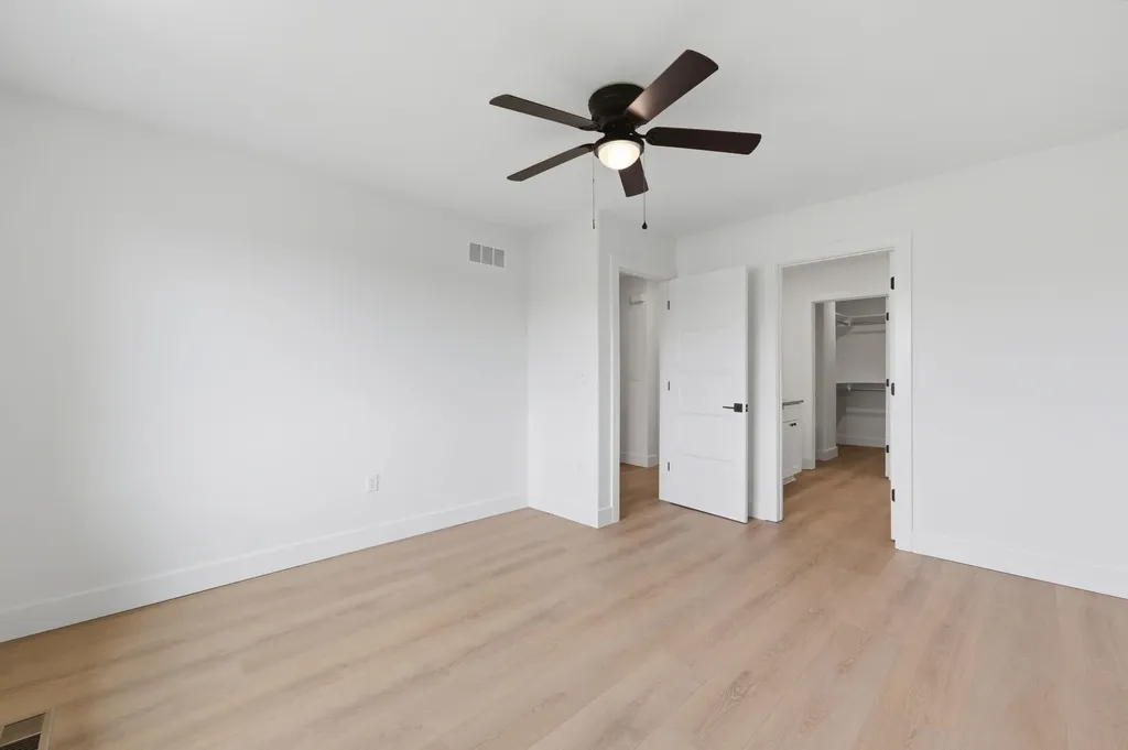 707 E Briarbrook Lane Park City KS 67147-1122