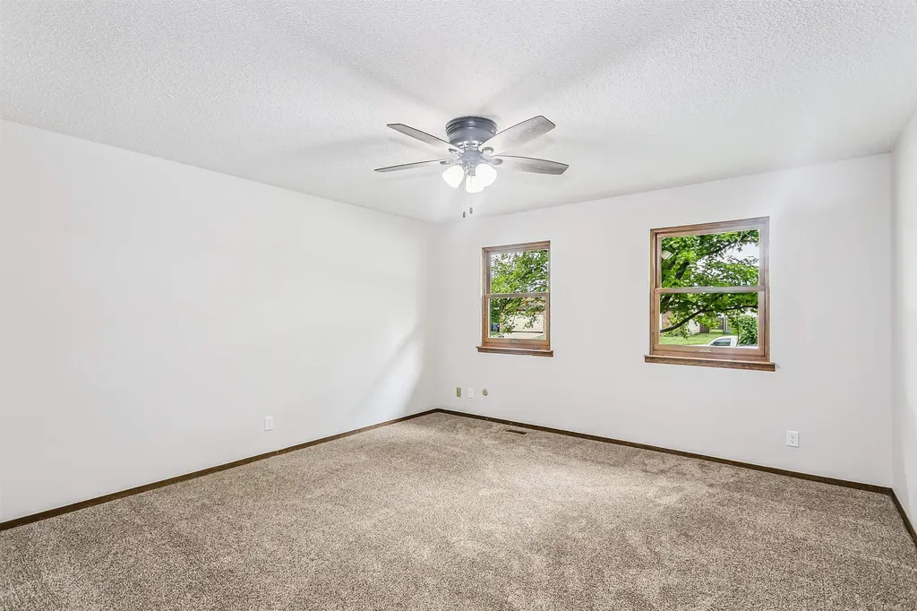 8621 E Chalet Court Wichita KS 67207