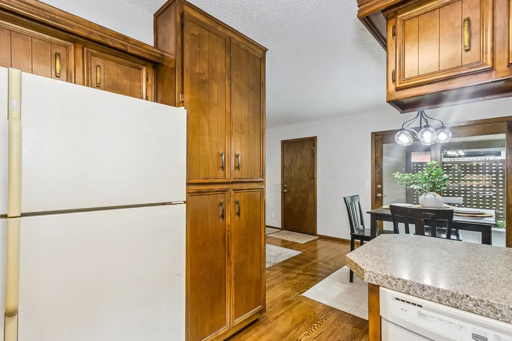 8621 E Chalet Court Wichita KS 67207