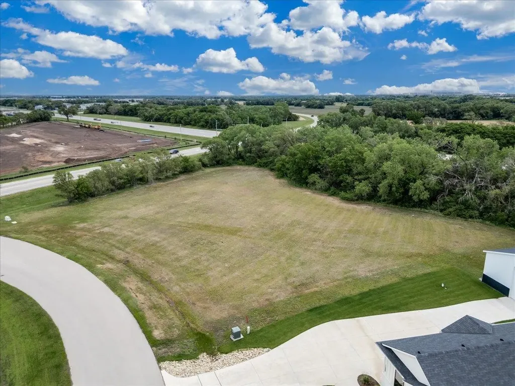 11525 Heaven Woods Circle Wichita KS 67215