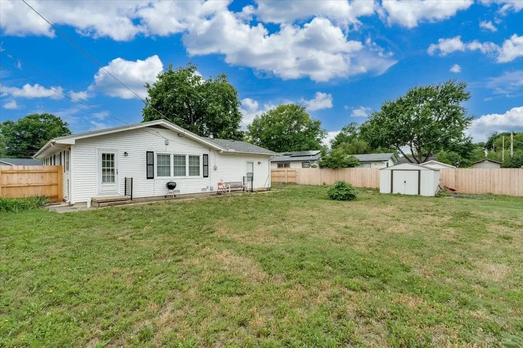 1410 W Dallas Street Wichita KS 67217-2314