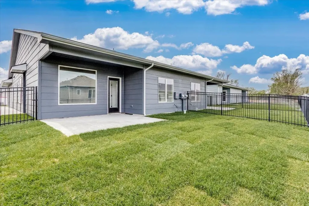5426 N Briskbay Court Maize KS 67101