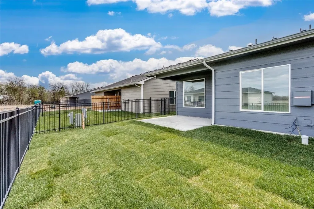 5426 N Briskbay Court Maize KS 67101