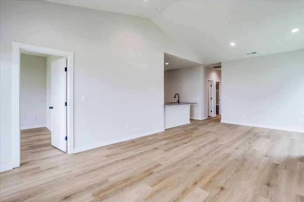 5426 N Briskbay Court Maize KS 67101