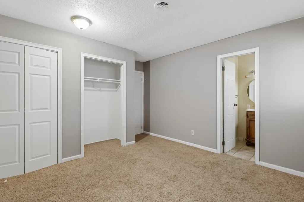1111 E 7th Street Wellington KS 67152