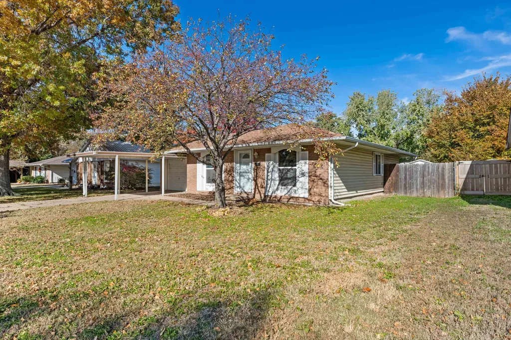 1111 E 7th Street Wellington KS 67152