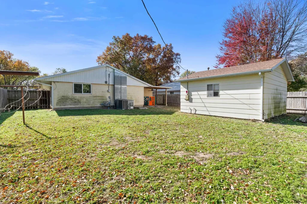 1111 E 7th Street Wellington KS 67152