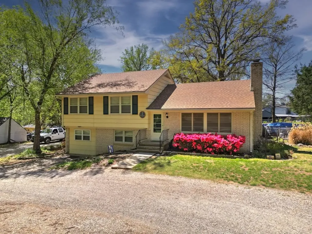 3 Eastridge Drive Arkansas City KS 67005