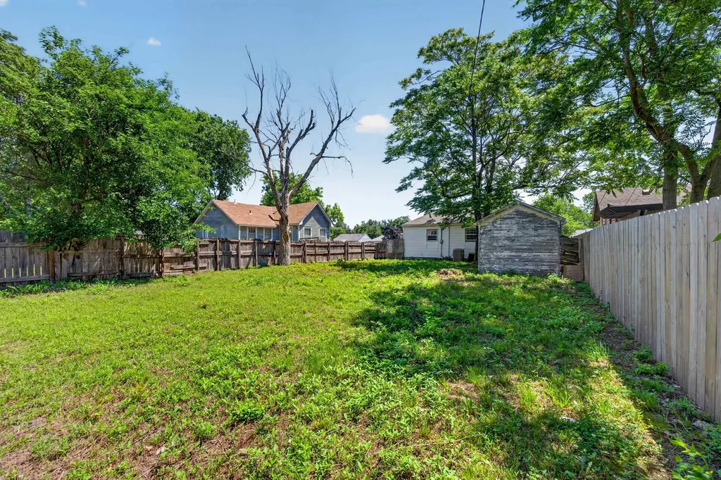 2135 S Washington Wichita KS 67211