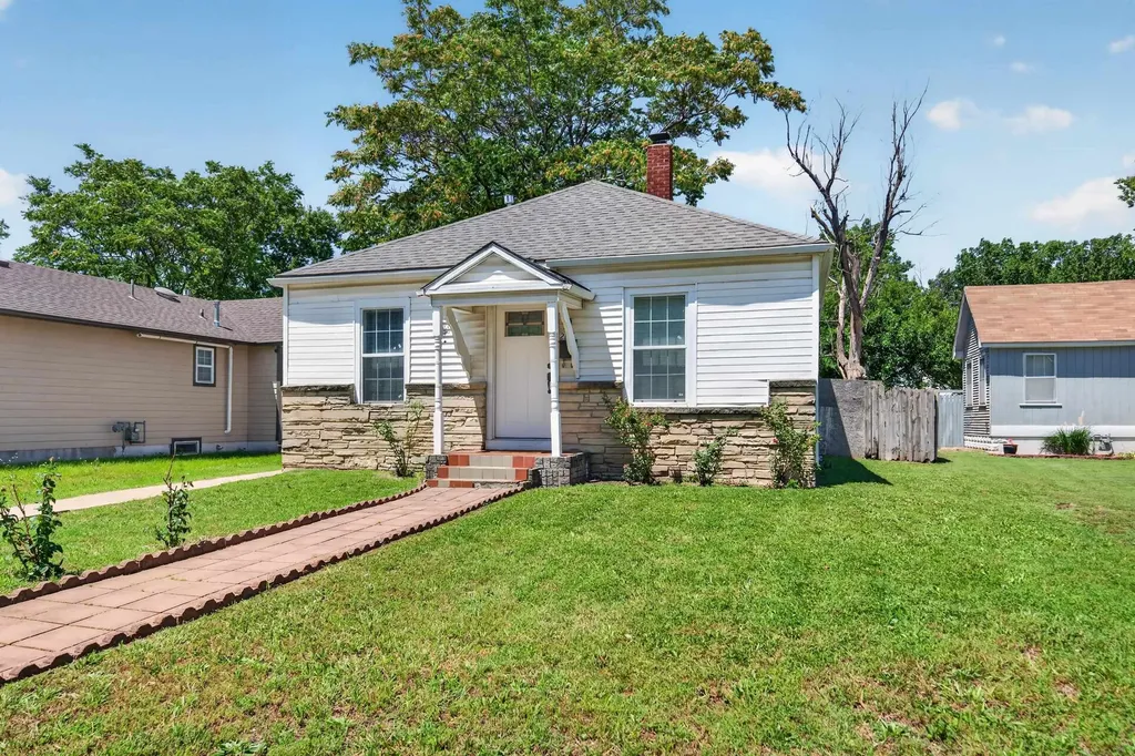 2135 S Washington Wichita KS 67211