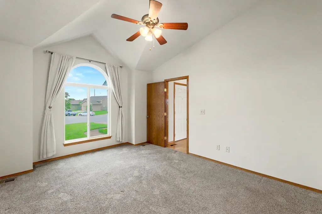 2353 S Milstead Court Wichita KS 67209