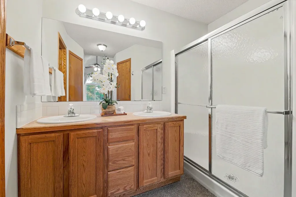 2353 S Milstead Court Wichita KS 67209