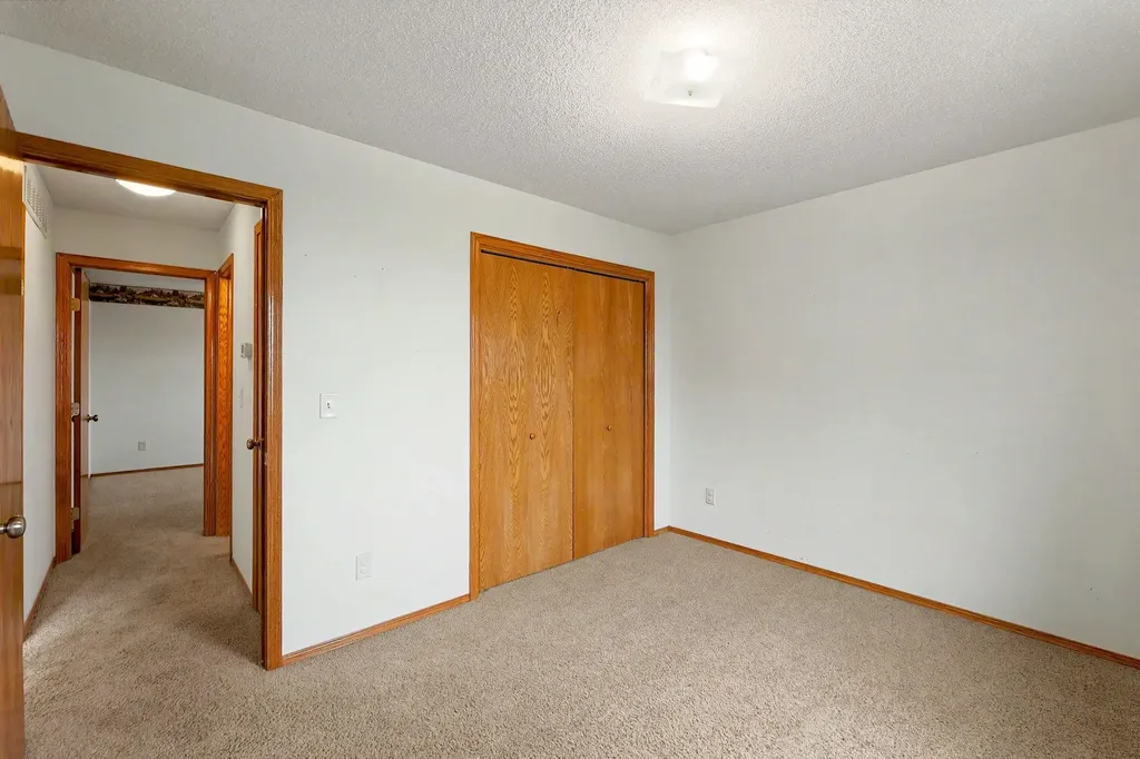2353 S Milstead Court Wichita KS 67209