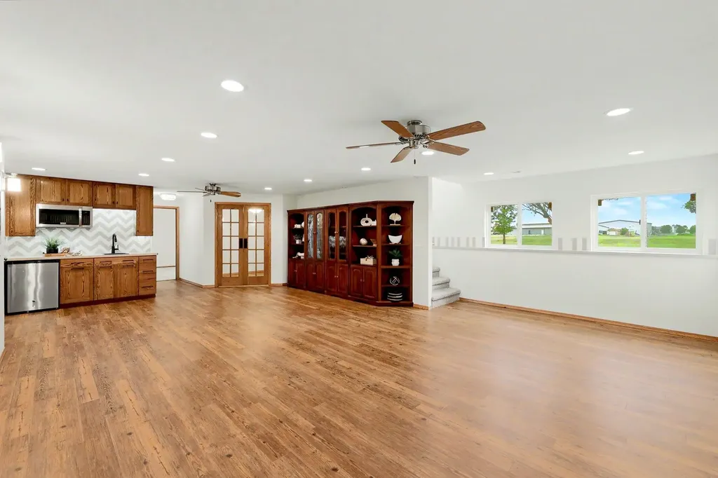 2353 S Milstead Court Wichita KS 67209