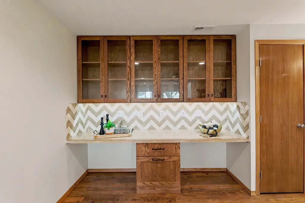 2353 S Milstead Court Wichita KS 67209