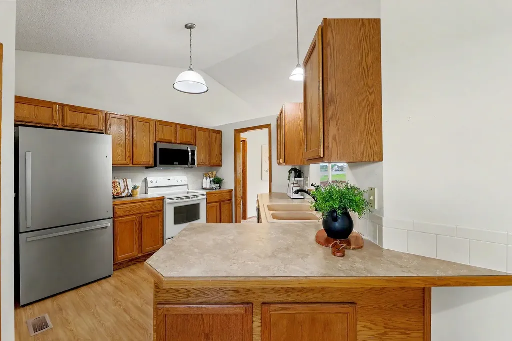 2353 S Milstead Court Wichita KS 67209