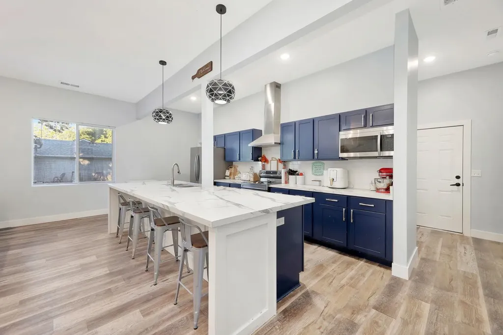 408 E 8th Street Newton KS 67114